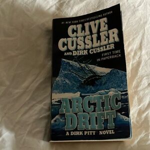 Arctic Drift by Clive Cussler and Dirk Cussler Book ; A Dirk Pitt Novel